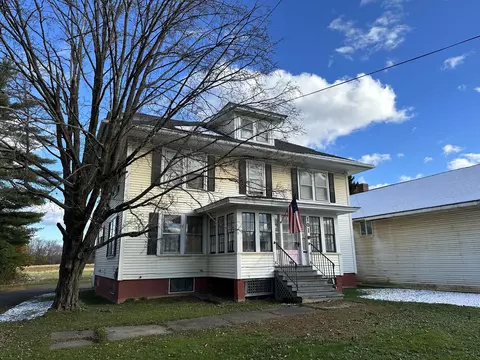 101 North St, Houlton, ME 04730