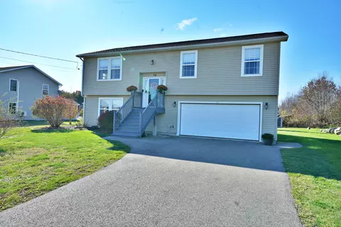 18 Wellesley Way, Bangor, ME 04401