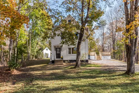 411 River Rd, Richmond, ME 04357