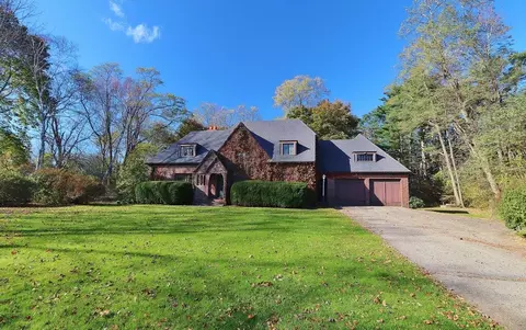 277 Webster Ave, Bangor, ME 04401
