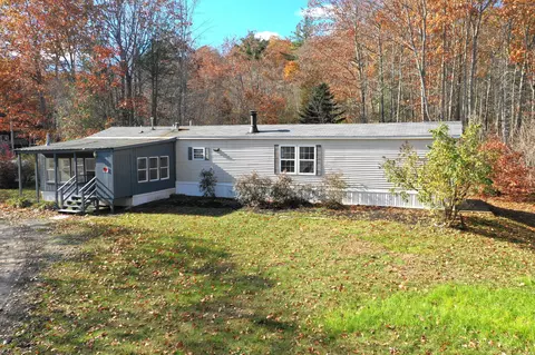 18 Windy Hill Ln, Winterport, ME 04496