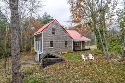176 Beachwood Ave, Kennebunkport, ME 04046