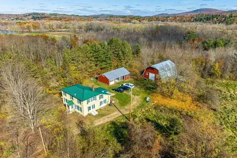 286 River Rd, Livermore, ME 04253