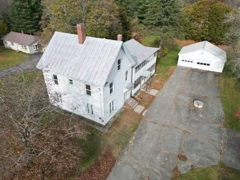 120 Waterville Rd, Skowhegan, ME 04976