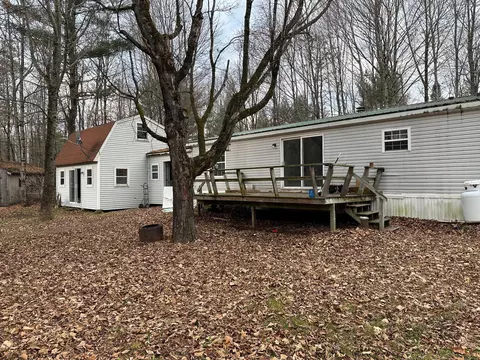 446 Beans Corner Road Rd, New Sharon, ME 04955