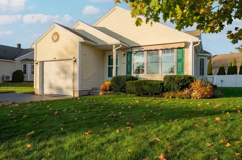 26 Helens Way, Sanford, ME 04073