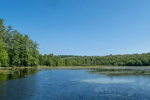 138 Desert Pond -armstrong Blvd Rd, Mount Vernon, ME 04352