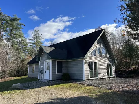 211 Hunts Meadow Rd, Pittston, ME 04345