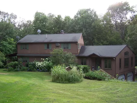 175 Kennebec Trl, Turner, ME 04282