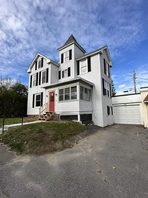 5 Leighton St, Waterville, ME 04901