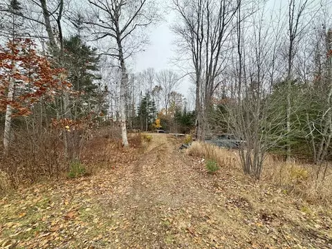 73 Woodland Hts, Bucksport, ME 04416