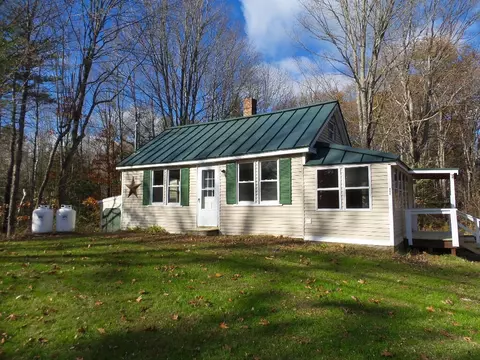 660 Unity Rd, Benton, ME 04901