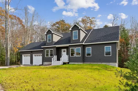 9 Stanley St, Old Orchard Beach, ME 04064