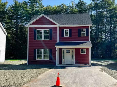 43 Neptune Dr, Brunswick, ME 04011