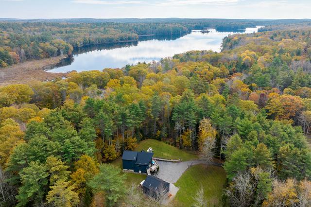 20 Shamrock Ln, Damariscotta, ME 04543