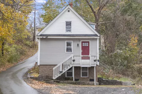 50 Howard St, Augusta, ME 04330