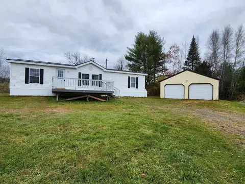 6 Wildlife Ln, Carmel, ME 04419