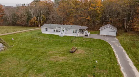 177 Noyes Rd, Waldoboro, ME 04572
