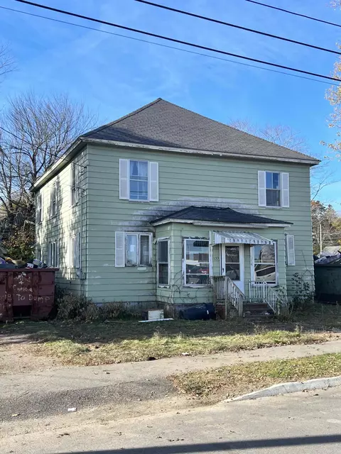 133 Main St, Baileyville, ME 04694