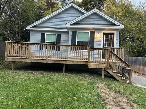 133 Central St, Westbrook, ME 04092
