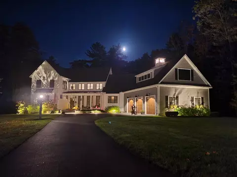 124 Waters Edge Dr, Wells, ME 04090