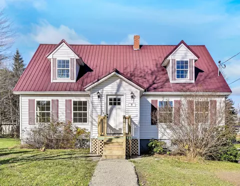 10 Birchwood Ave, Bangor, ME 04401