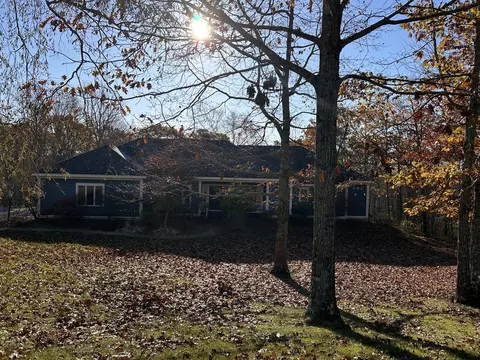 1 Lexington Ln, Rockport, ME 04856
