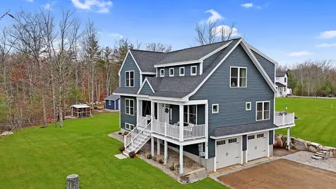 28 Gallant Ave, Sanford, ME 04073