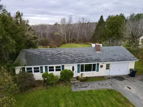 1660 Ohio St, Bangor, ME 04401