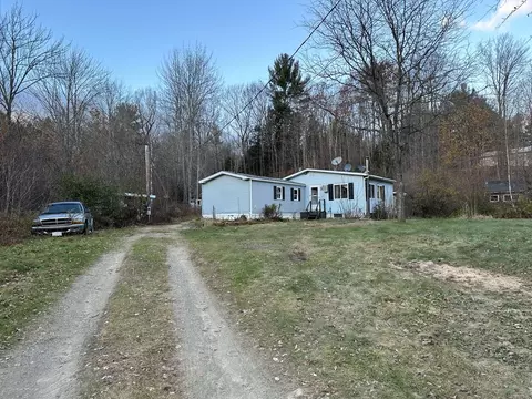 14 Gordon Rd, Wilton, ME 04294
