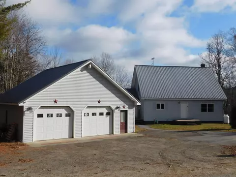 66 South Rd, Lee, ME 04455