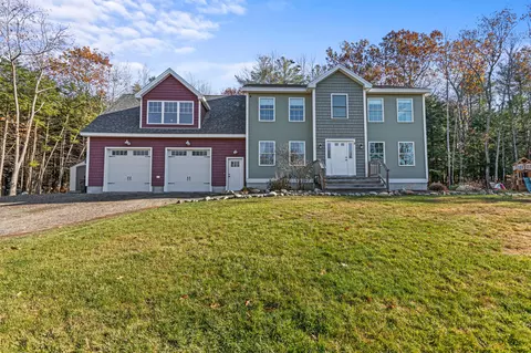 9 Scout Ln, Windham, ME 04062