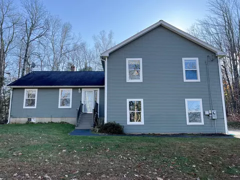2715 Western Ave, Newburgh, ME 04444