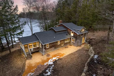 197 Mcneill Rd, Nobleboro, ME 04555