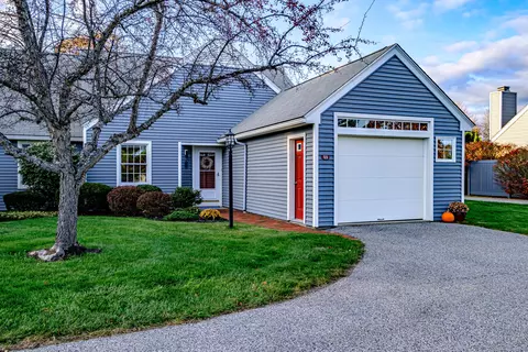 11 Linden Ct #11, Cumberland, ME 04021