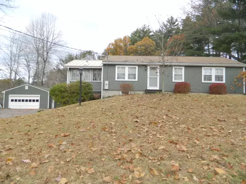 95 Old Sanford Rd, Berwick, ME 03901