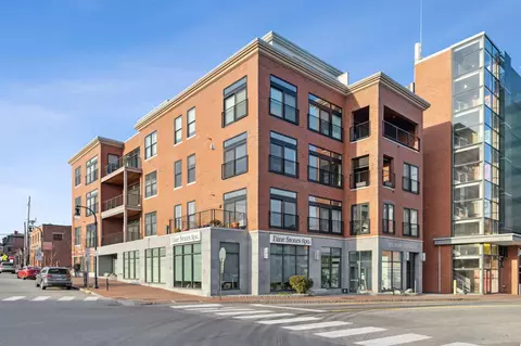 185 Fore St #302, Portland, ME 04101