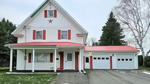 25 Page Ave, Fort Kent, ME 04743