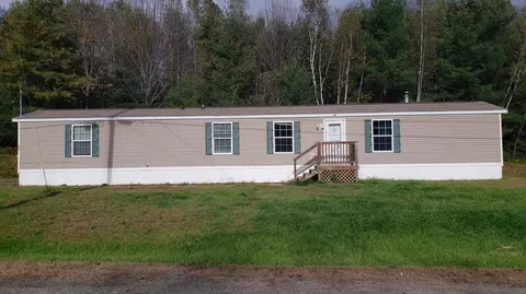 111 Dutch Dr, Farmington, ME 04938