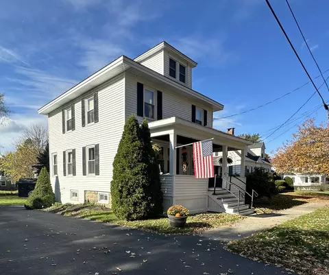 195 Harriet St, South Portland, ME 04106