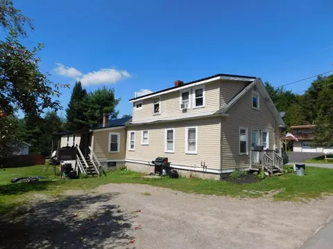 30 King St, Old Town, ME 04468