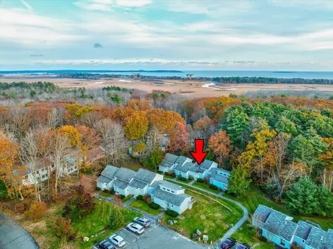 135 Portland Ave #403, Old Orchard Beach, ME 04064