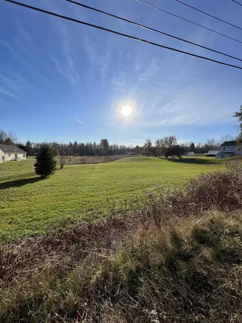 534 Webb Rd, Oakland, ME 04963