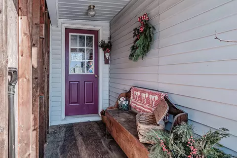 55 Whitman St, Mexico, ME 04257