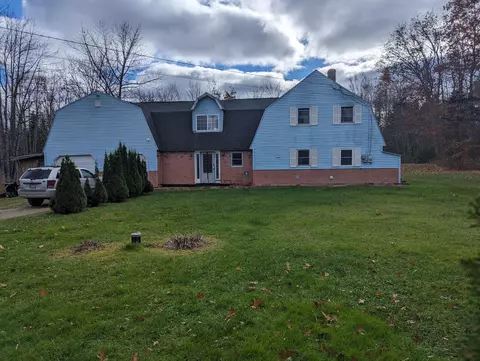 24 Town Farm Rd, Winterport, ME 04496