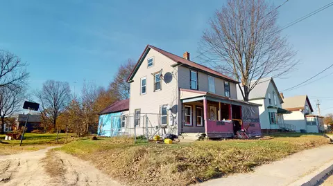 38 Third St, Dixfield, ME 04224