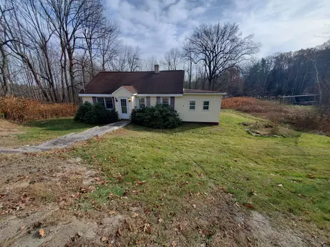 189 Metcalf Rd, Winthrop, ME 04364