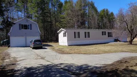 813 Hampden Rd, Carmel, ME 04419