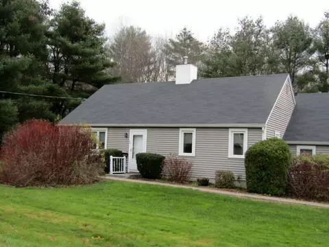 20 Colonial Way #3, Auburn, ME 04210