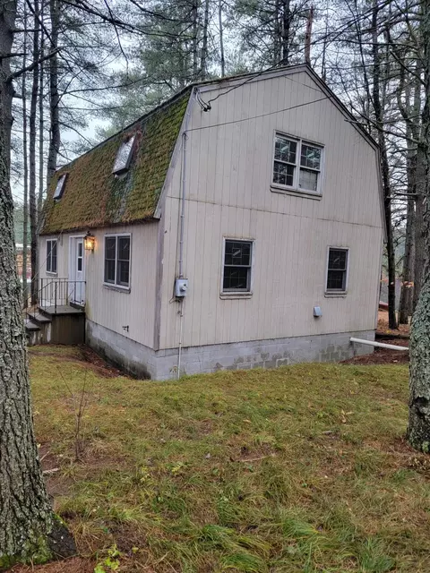 21 Northeast Rd, Waterboro, ME 04087